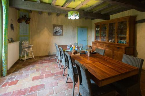 Bed & Breakfast Au Mas Des Calmettes
