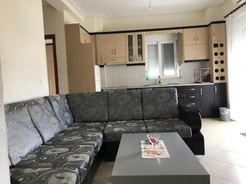 Bledi Apartment 4