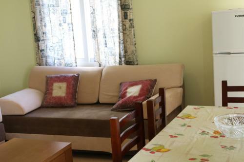 Cozy Sea View Apartment