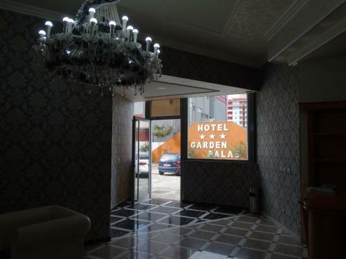 Garden Palase Hotel