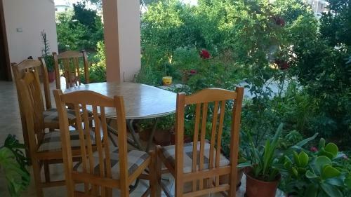Hostal Guest House Liri