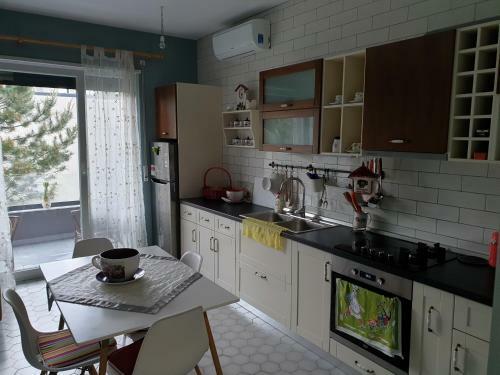 Idi's Apartment