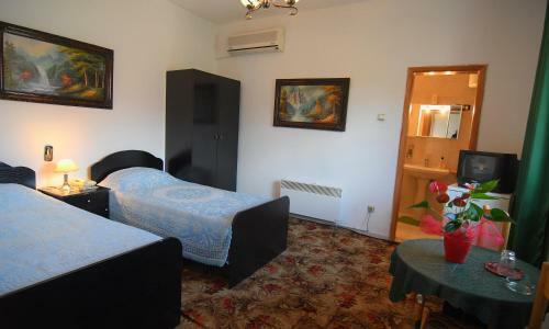 Bed & Breakfast Hotel Haxhu