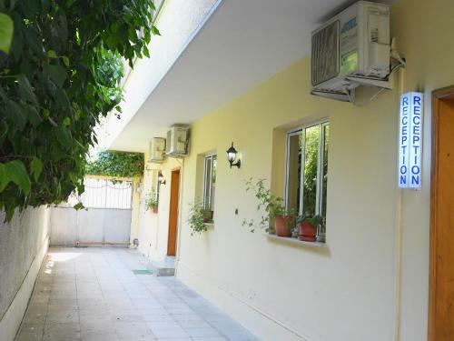 Bed & Breakfast Hotel Haxhu