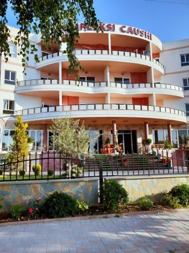 Hotel Kompleksi Caushi