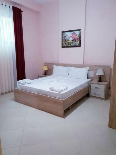 Hotel Kompleksi Caushi