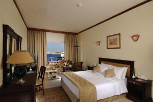 Hotel AA Grand Oasis