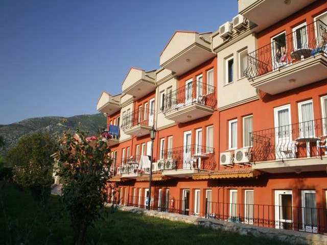 Green Valley Aparthotel
