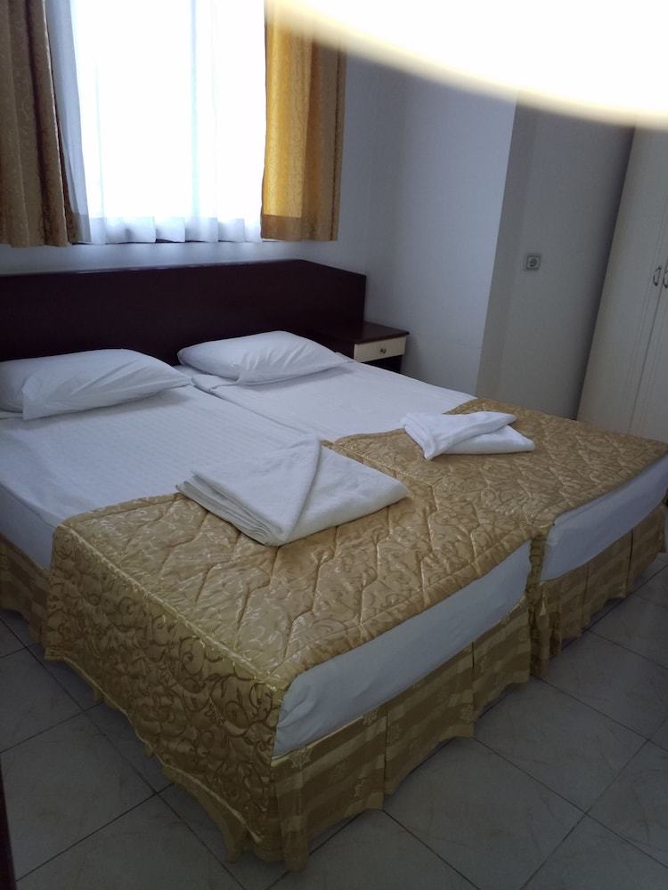Hotel Kamelya Apartments