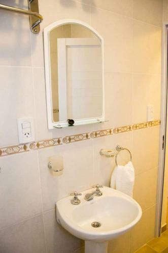Apart Hotel S�enz Pe�a
