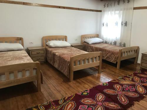 Hostal Guest House Sabriu
