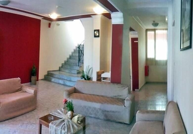 Sandy Maria Hotel