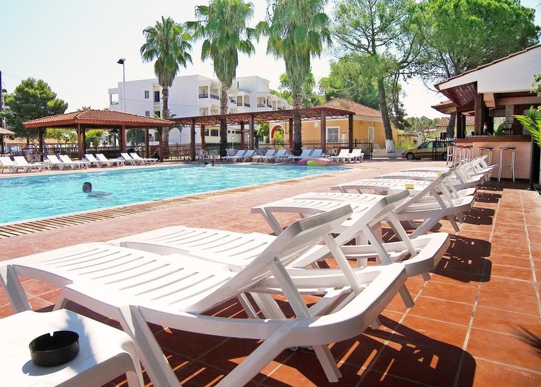 Hotel Island Beach - Solo Adultos