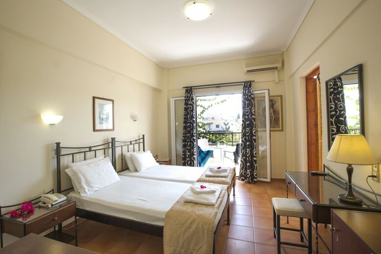 Hotel Island Beach - Solo Adultos