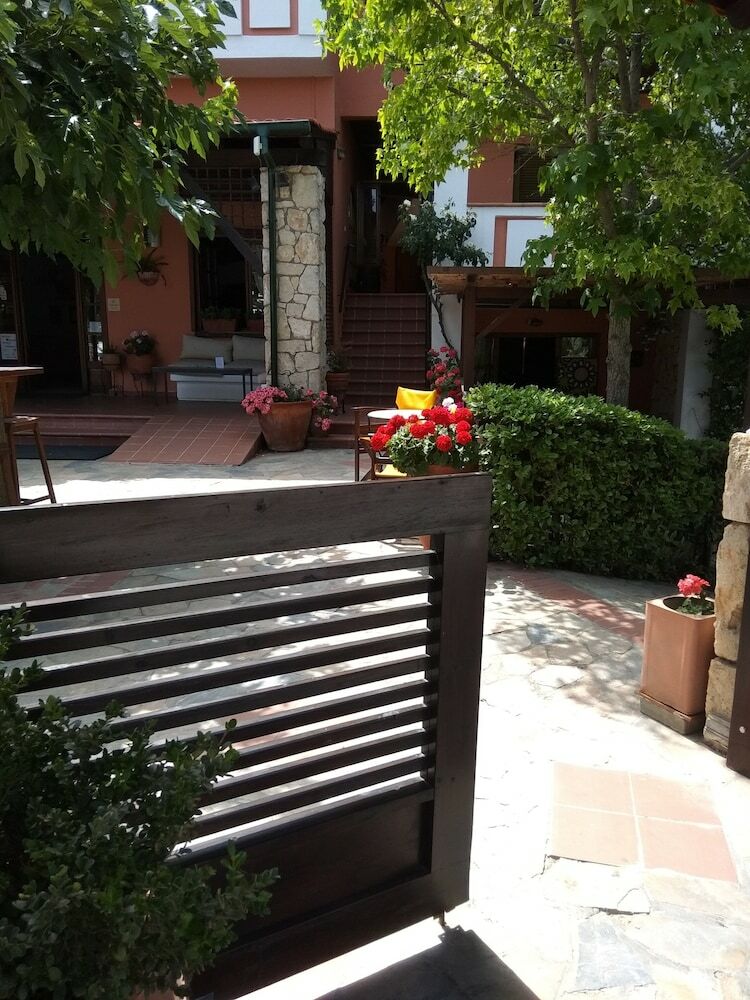 Ammon Garden Hotel