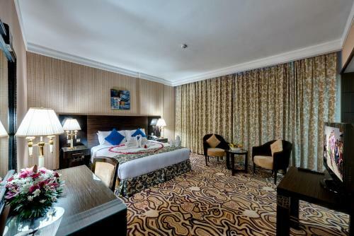 Hotel Sharjah Palace