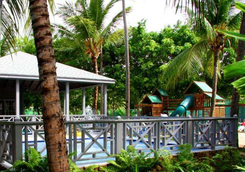 Hotel Carlisle Bay