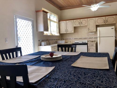 Coral Harbour Apartment