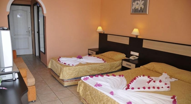 First Class Hotel