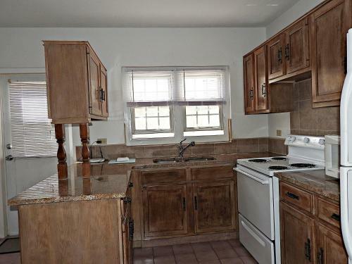 Windsong Guest Apartments
