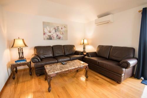 Windsong Guest Apartments