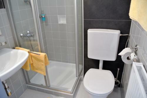 Hostal Fr�hst�ckspension Paradiesgartl