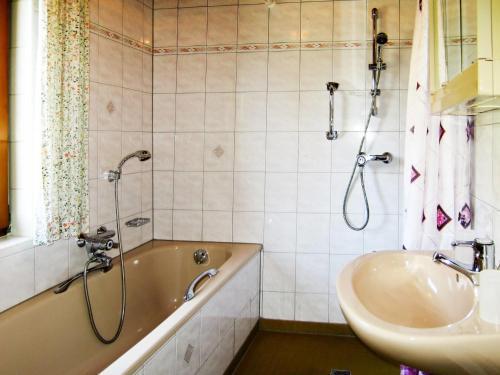 Holiday Home Eder Jaga (hae140)