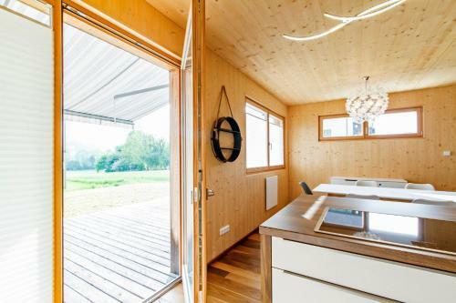 Bio-vollholzhaus Mit Badeplatz