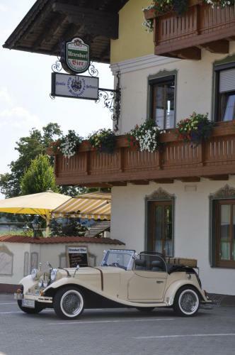 Hotel Mittelpunkt-europa Gmbh