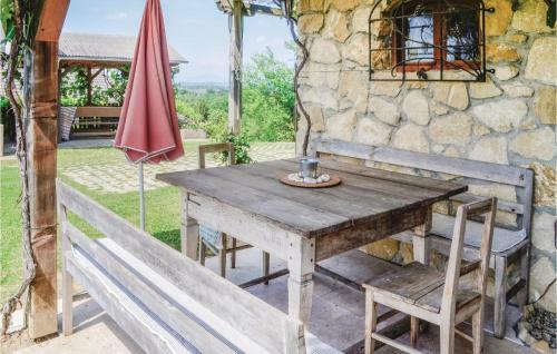 Two-bedroom Holiday Home In Breitenfeld