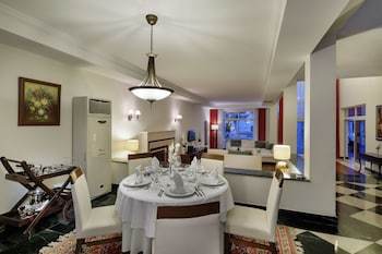 Hotel Papillon Ayscha