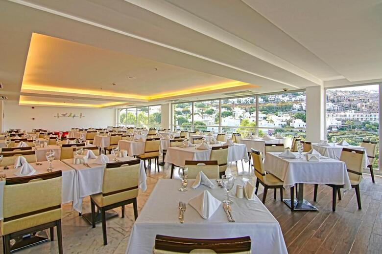 Hotel Baia