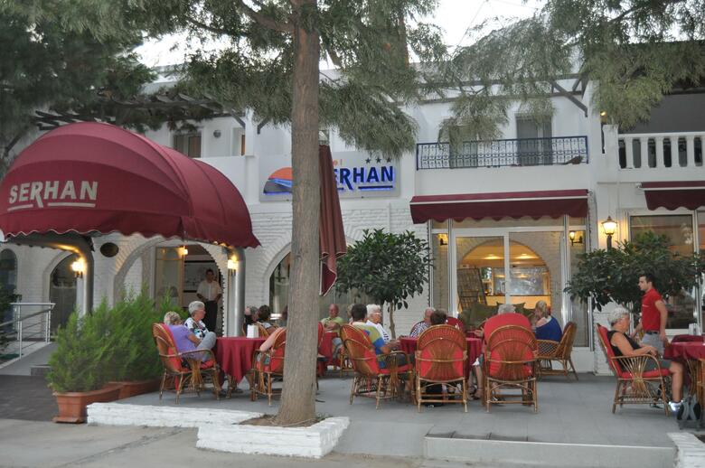 Hotel Serhan