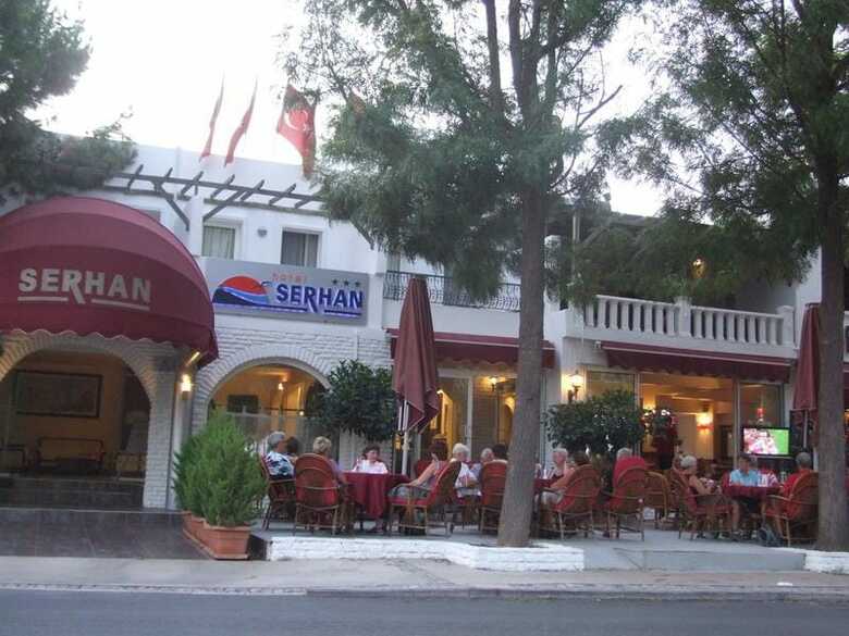Hotel Serhan