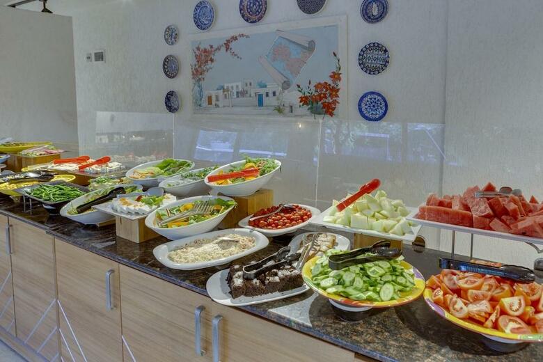 Hotel Serhan