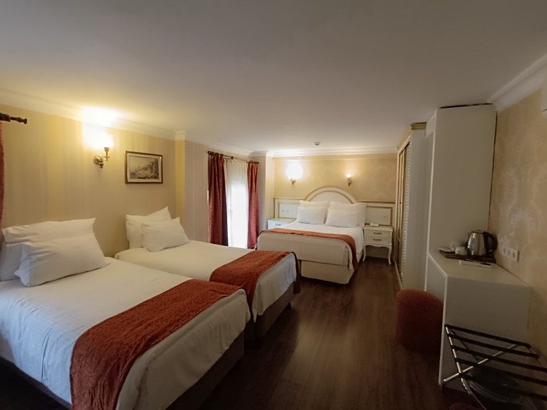 Golden Horn Hotel