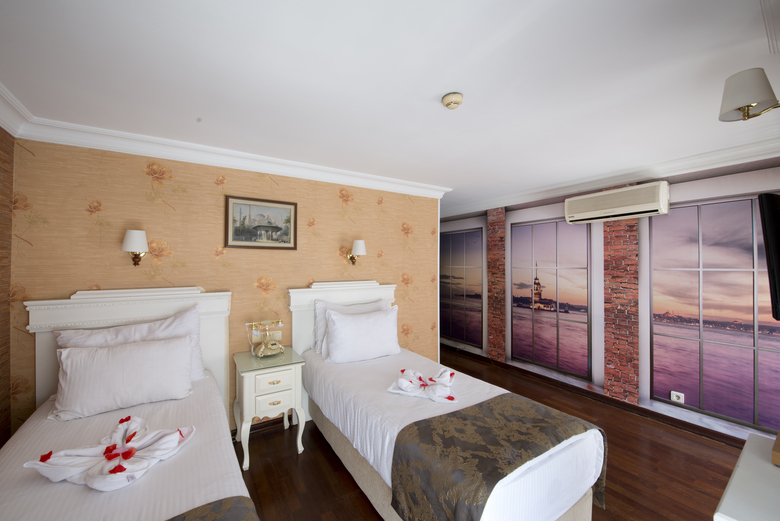 Golden Horn Hotel
