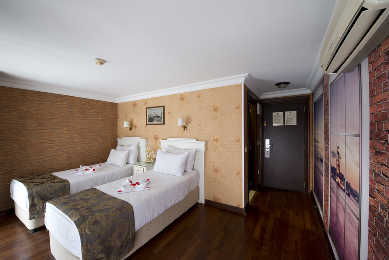 Golden Horn Hotel