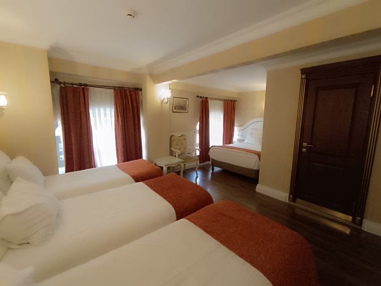 Golden Horn Hotel