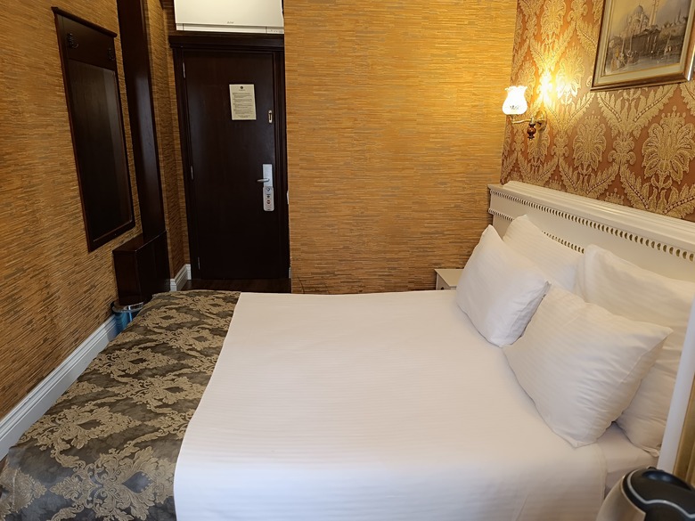 Golden Horn Hotel