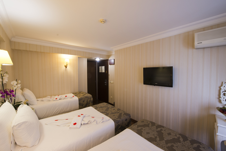 Golden Horn Hotel