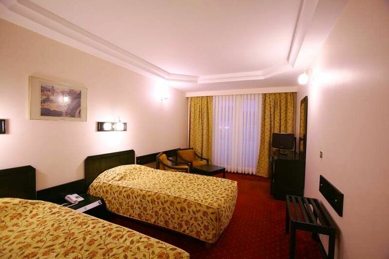 Istanbul Royal Hotel