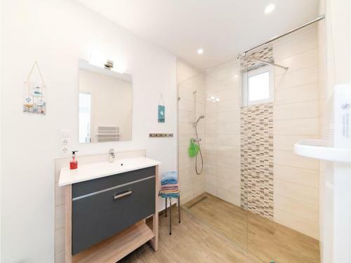 Two-bedroom Holiday Home In Eisenberg