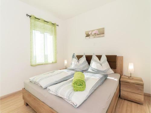 Two-bedroom Holiday Home In Eisenberg