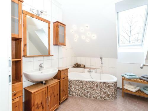 Two-bedroom Apartment In Eisenberg