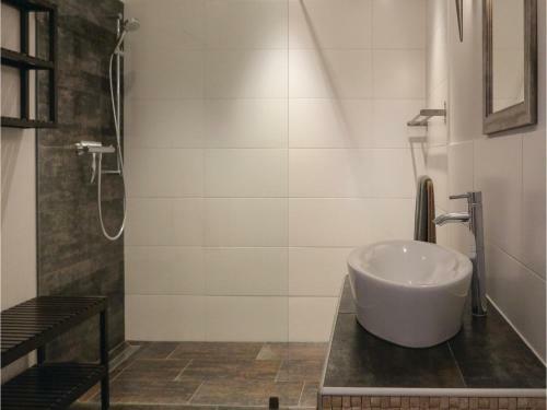 Three-bedroom Holiday Home In Eisenberg