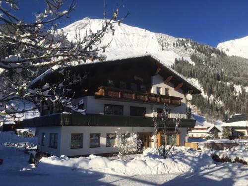 Apartamento Appartements Schwarzer Adler