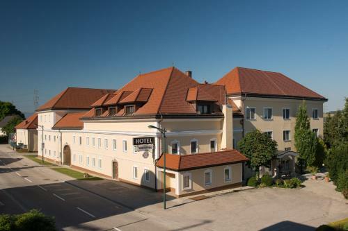 Hotel V�senhuber