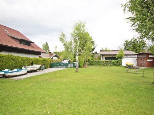 Holiday Home Seehaus Blue Faak