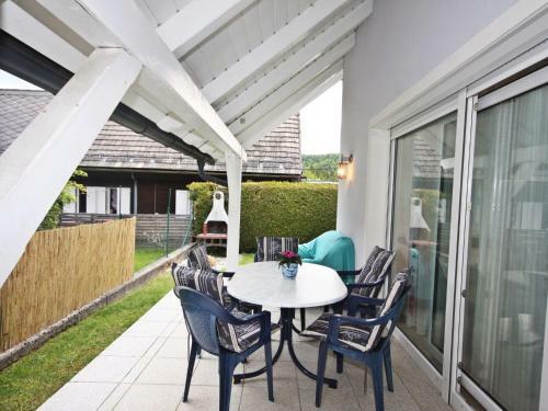 Holiday Home Seehaus Blue Faak